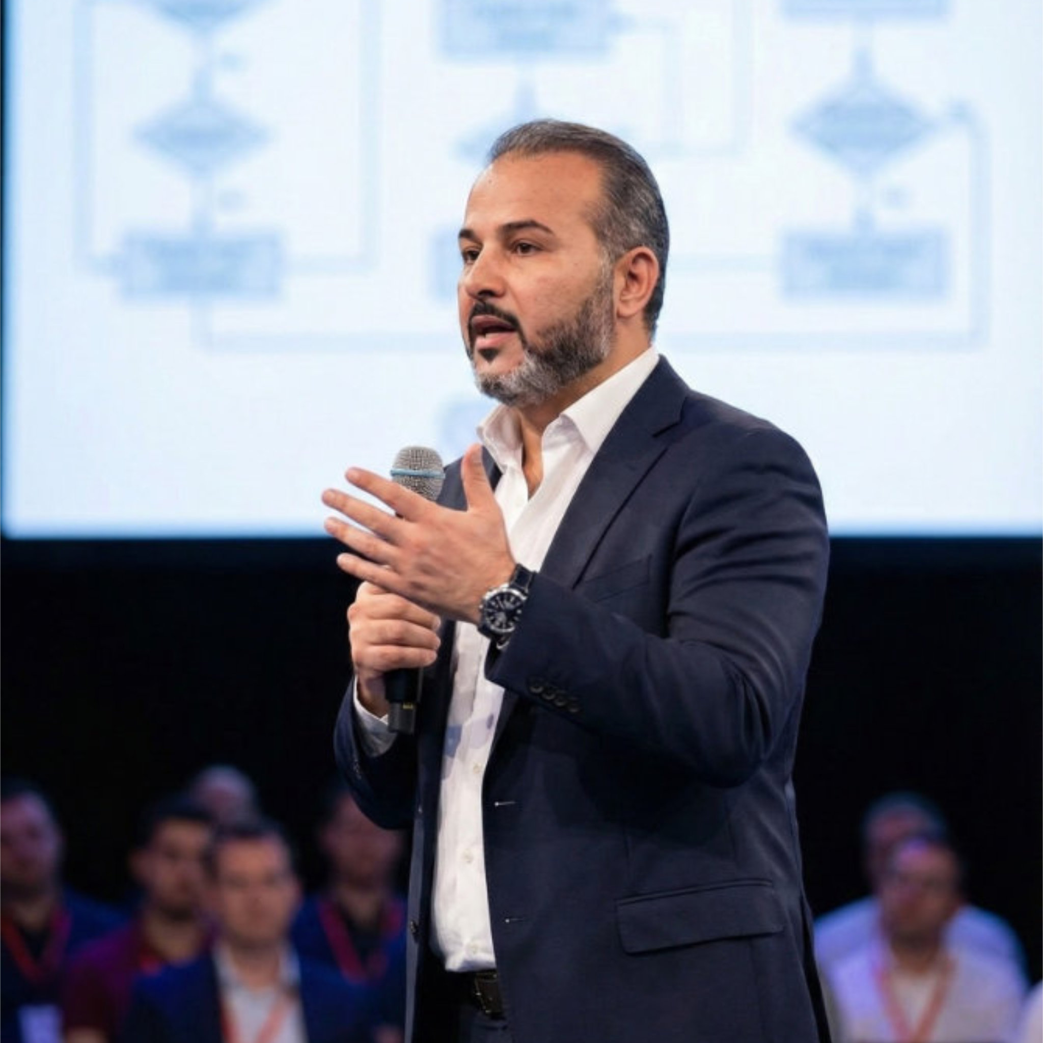 Balazs Pinter - Tech & AI Consultant 2